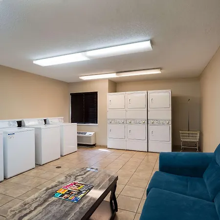 Sonesta Simply Suites Des Moines-2